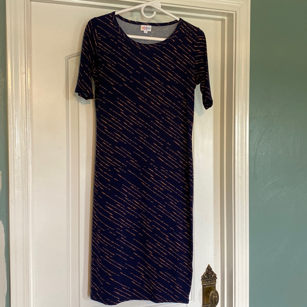 Light weight dress